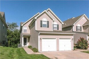 9840 N Lewis Ave in Kansas City, MO - Building Photo