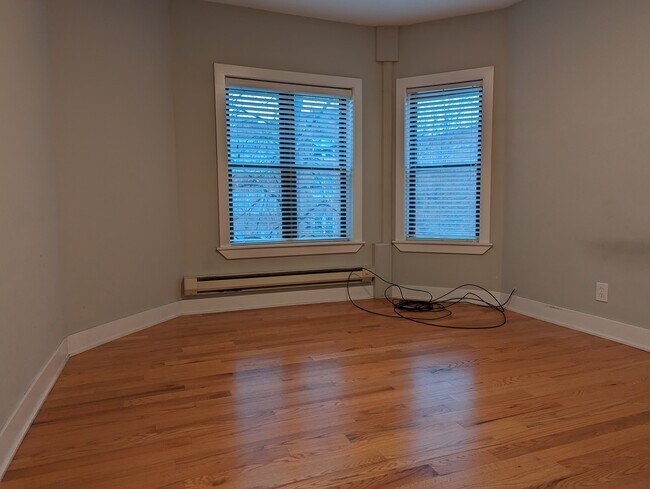 4419 N Wolcott Ave, Unit 4421-A3 in Chicago, IL - Building Photo - Building Photo