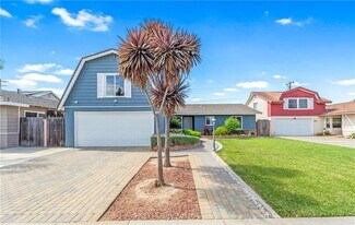 17239 Santa Suzanne St, Unit 7014 in Fountain Valley, CA - Building Photo