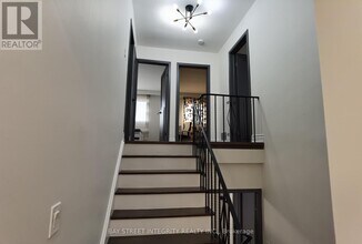 108 Bowhill Crescent in Toronto, ON - Building Photo - Building Photo