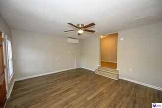 3640 Flaherty Rd in Vine Grove, KY - Building Photo - Building Photo