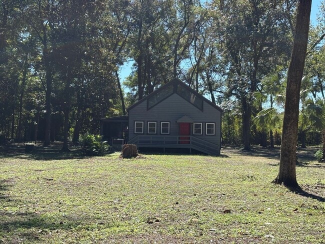property at 137 Tupelo Dr