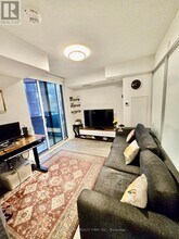 30 Tretti Wy in Toronto, ON - Building Photo - Building Photo