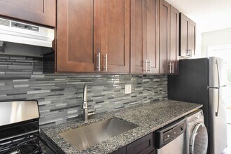 733 Judson Ave in Highland Park, IL - Building Photo - Building Photo