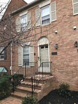 4410 Washington Blvd in Arlington, VA - Building Photo