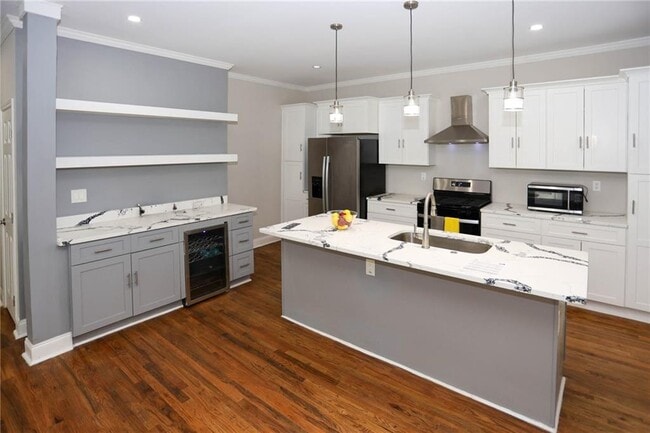 1333 Lyle Ave in East Point, GA - Building Photo - Building Photo