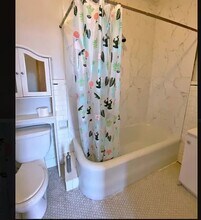 790 Metropolitan Ave, Unit 3R in Brooklyn, NY - Building Photo - Building Photo