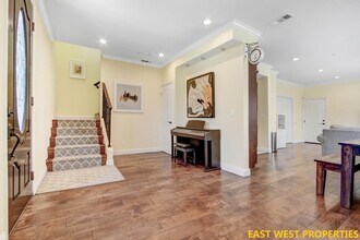 58 S Altadena Dr in Pasadena, CA - Building Photo - Building Photo