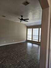 1714 Village Townhome Dr in Pasadena, TX - Building Photo - Building Photo
