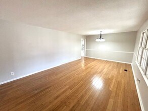 1929 Woodmead St SW in Decatur, AL - Building Photo - Building Photo