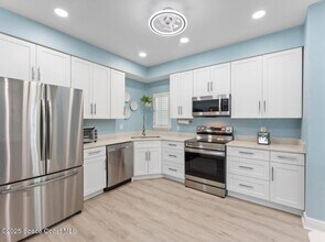 3037 S Hwy A1A in Melbourne Beach, FL - Building Photo - Building Photo