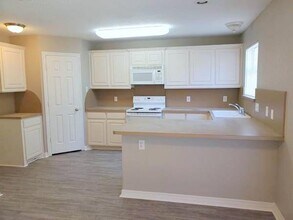 516 Bluebird Ln in Red Oak, TX - Building Photo - Building Photo