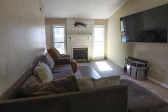 125 Village Cir in Jacksonville, NC - Building Photo - Building Photo