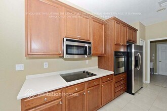 27042 Firebush Dr, Unit 3 in Wesley Chapel, FL - Building Photo - Building Photo