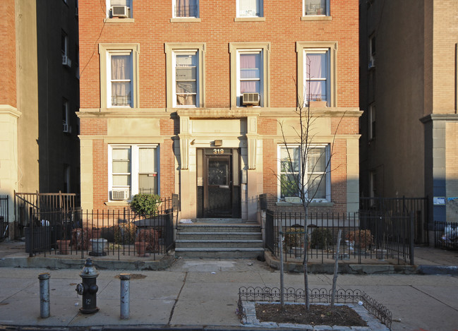 319 Lincoln Rd in Brooklyn, NY - Building Photo - Building Photo