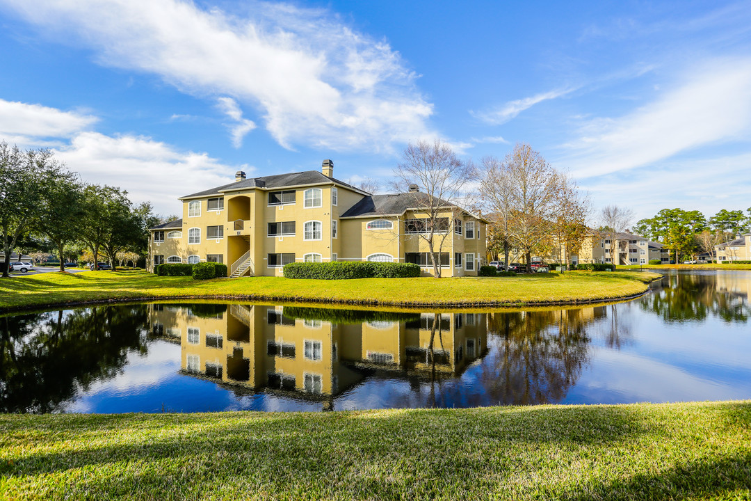 The Palms At Marsh Landing in Jacksonville Beach, FL - Building Photo