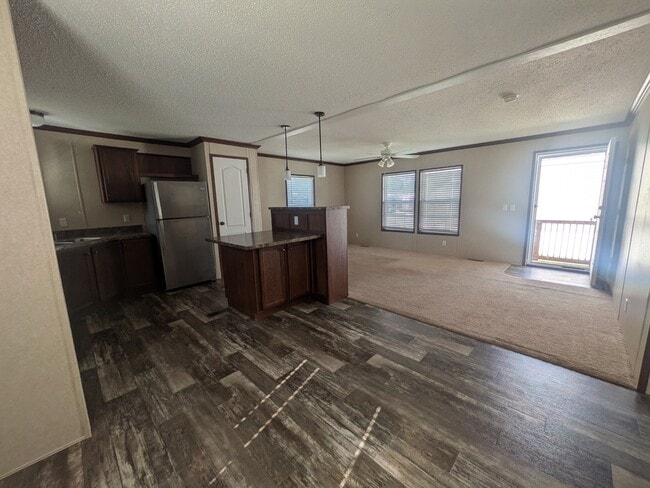 93 W Arizona in Belleville, MI - Building Photo - Building Photo
