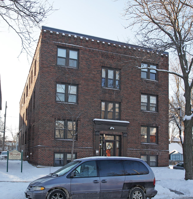 436 Dayton Ave in St. Paul, MN - Building Photo - Building Photo