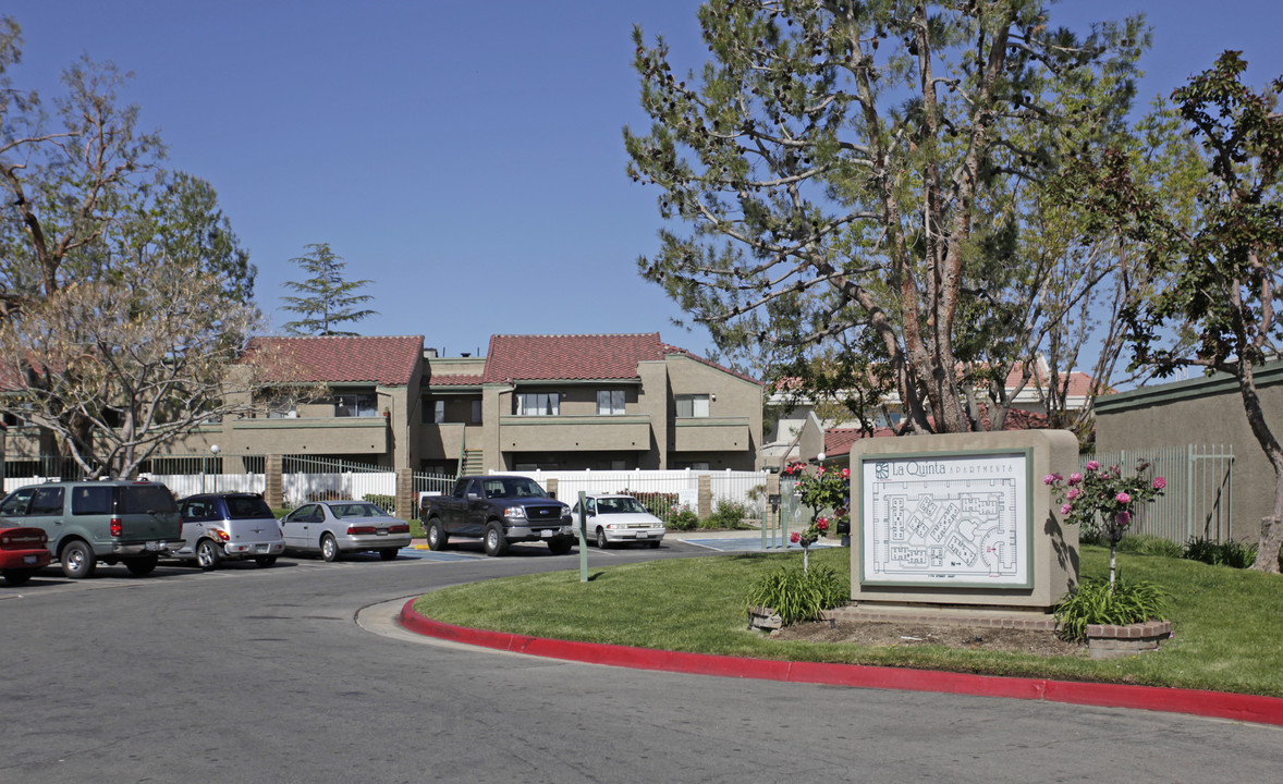 La Quinta Apartments in Palmdale, CA - Foto de edificio