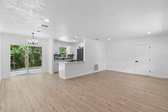 2240 Conway Dr in Deltona, FL - Building Photo - Building Photo