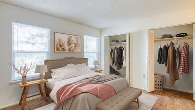 The Everett in Roanoke, VA - Building Photo - Building Photo