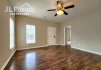 2023 Heywood Ave in Charlotte, NC - Building Photo - Building Photo