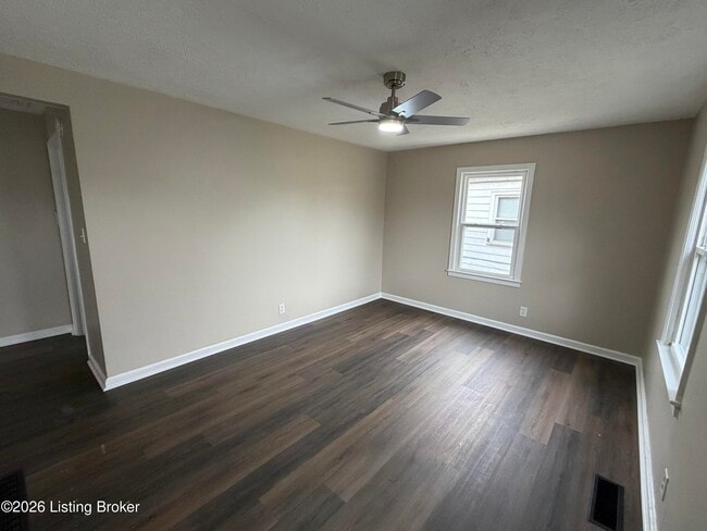 1006 Navaho Pl in Louisville, KY - Building Photo - Building Photo