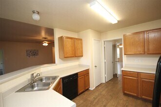 2101 Independence Ct in Belton, TX - Building Photo - Building Photo
