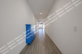 2256 E Ridgewood Ln in Gilbert, AZ - Building Photo - Building Photo