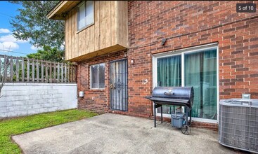 13 Lewis Dr-Unit -A in Savannah, GA - Building Photo - Building Photo
