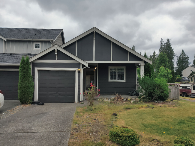 4320 Roxanna Loop SE in Lacey, WA - Building Photo - Building Photo