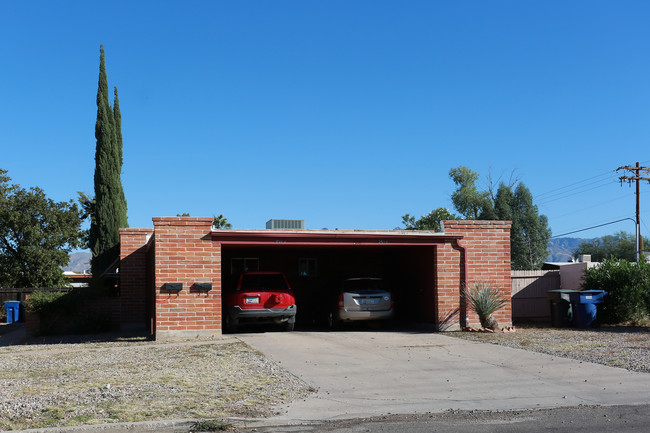 3671-3677 E Bellevue St in Tucson, AZ - Building Photo - Building Photo