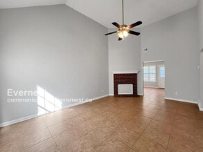 7036 Foxhall Dr in Horn Lake, MS - Building Photo - Building Photo