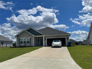85 Allie Lp in Brunswick, GA - Building Photo - Building Photo