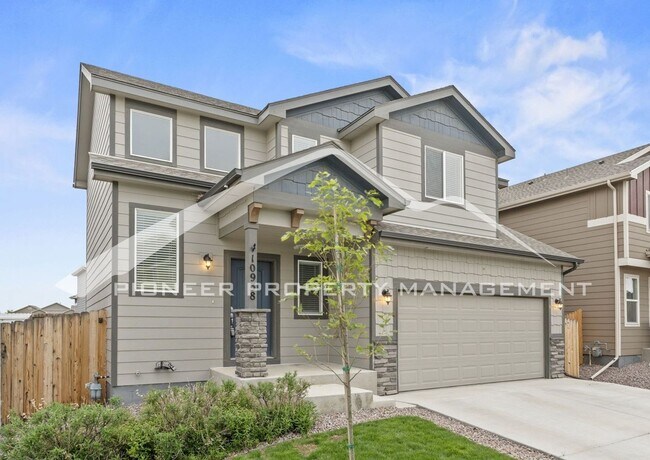 10938 Clarion Dr in Colorado Springs, CO - Foto de edificio - Building Photo