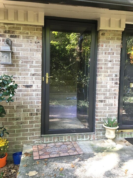 14 Arpege Way NW in Atlanta, GA - Building Photo