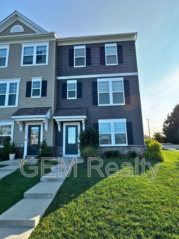 property at 1853 Sag Harbor Ln