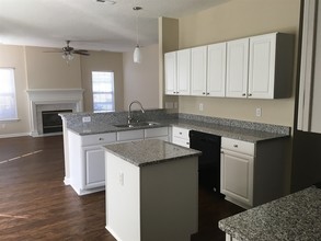 11422 Ridge Oak Dr in Charlotte, NC - Foto de edificio - Building Photo