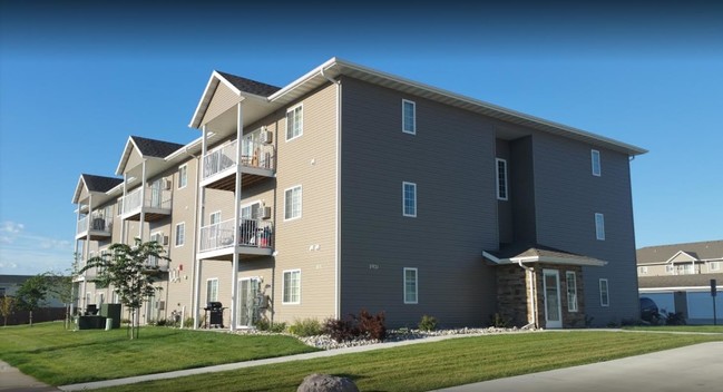 Legacy South Apartments in Fargo, ND - Foto de edificio - Building Photo