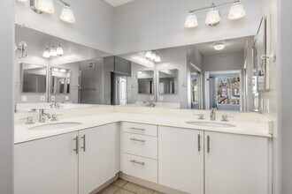 3568 Caminito El Rincon in San Diego, CA - Building Photo - Building Photo