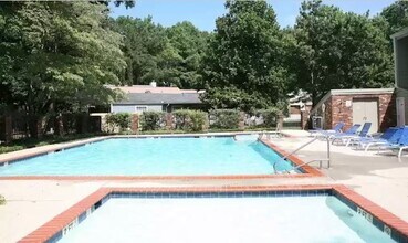 948 Bobcat Ct in Marietta, GA - Building Photo - Building Photo