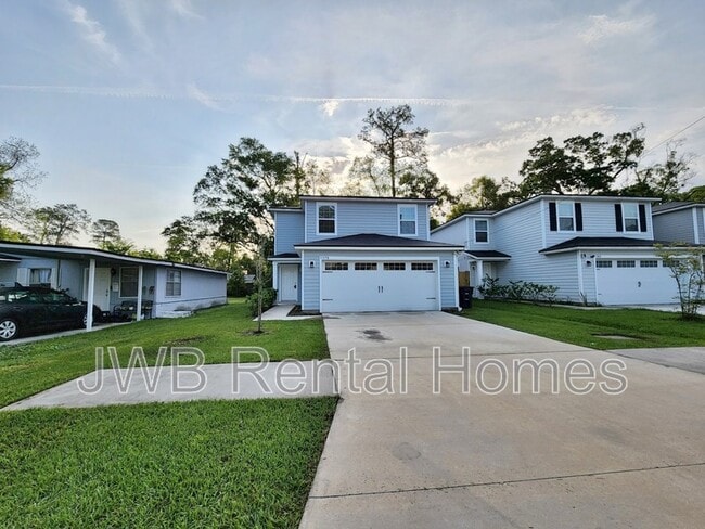 property at 1179 Woodruff Ave