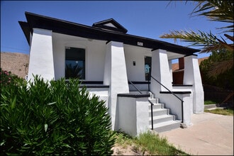 2111 Portland Ave in El Paso, TX - Building Photo - Building Photo