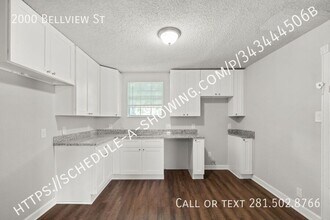 2000 Bellview St in La Marque, TX - Building Photo - Building Photo