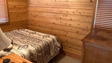 974 Gold Tip Ave in South Lake Tahoe, CA - Building Photo - Building Photo