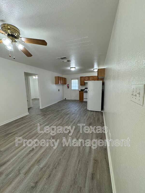 property at 701 Miracle Ln