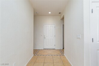 7628 Fieldfare Dr in North Las Vegas, NV - Building Photo - Building Photo