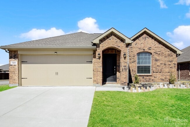 property at 1214 Cres View Dr