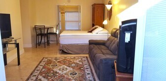 20525 S Charleston St in Boca Raton, FL - Building Photo