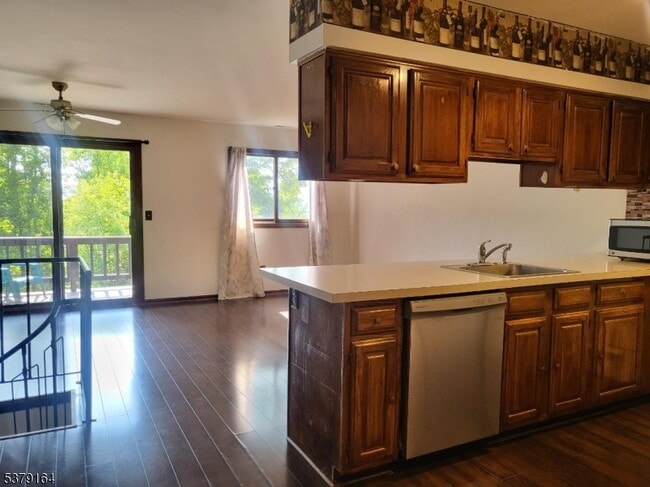 1 Red Lodge Dr in Vernon, NJ - Building Photo - Building Photo